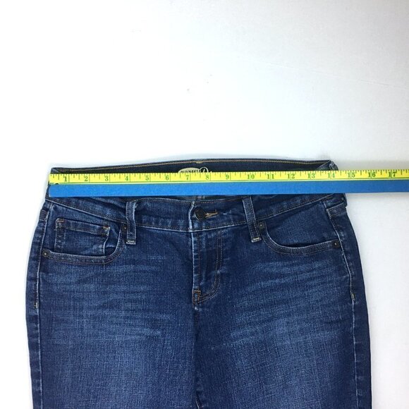 Old Navy Jeans Women's The Diva Skinny Jeans Straight Leg size 2 short - Picture 3 of 8